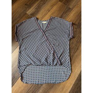 Max Studio Faux Wrap Short Sleeve High Low Shirt Tail Crepe Blouse